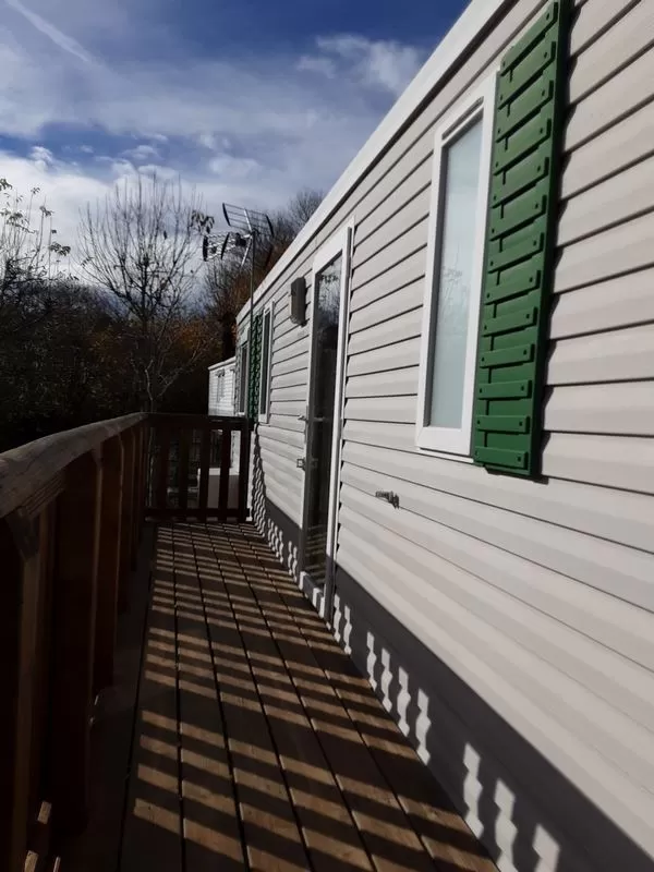Extérieur des logements, La Bourboule, Camping les Coux