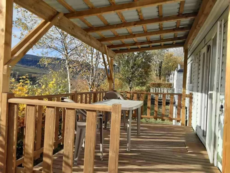 Extérieur des logements, La Bourboule, Camping les Coux