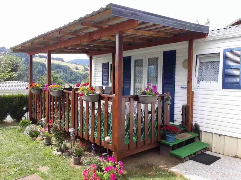 Extérieur des logements, La Bourboule, Camping les Coux